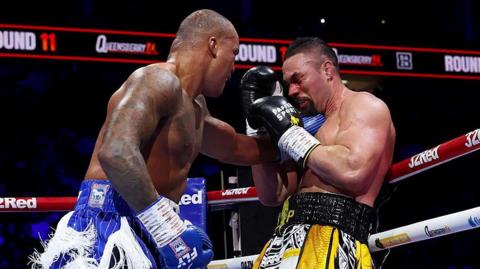 Joseph Parker is punches by Fabio Wardley