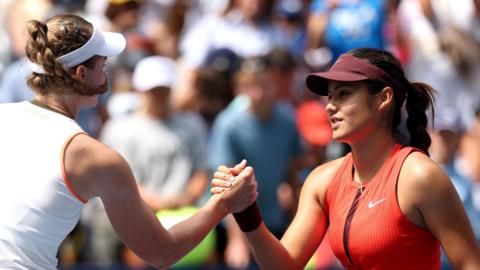 Emma Raducanu shakes hands with Elena Rybakina